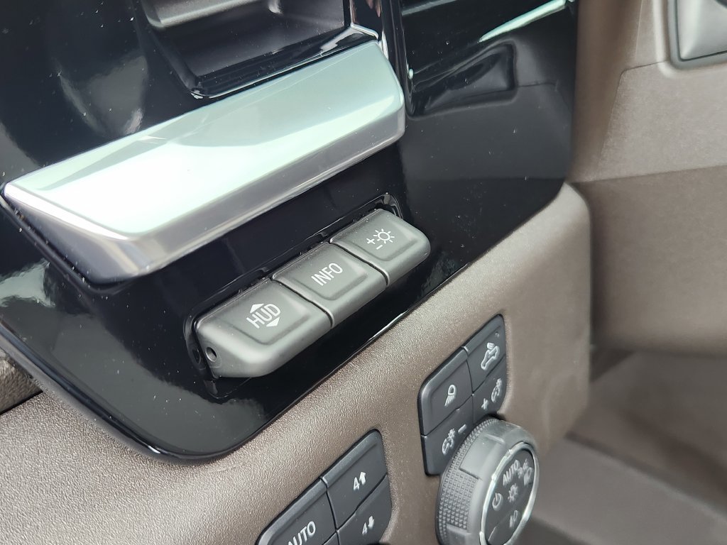 2025 Chevrolet Silverado 2500 HD LTZ - Photo 18