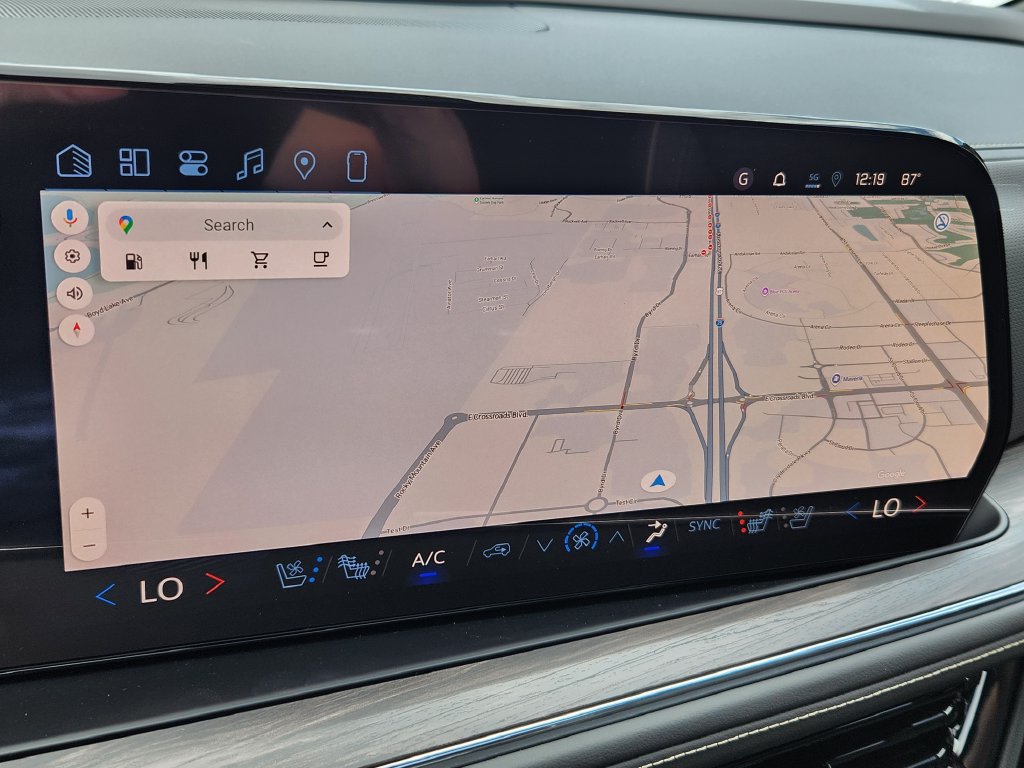 2026 Chevrolet Suburban Premier - Photo 12