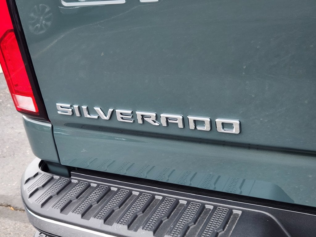 2025 Chevrolet Silverado 2500 HD LTZ - Photo 23