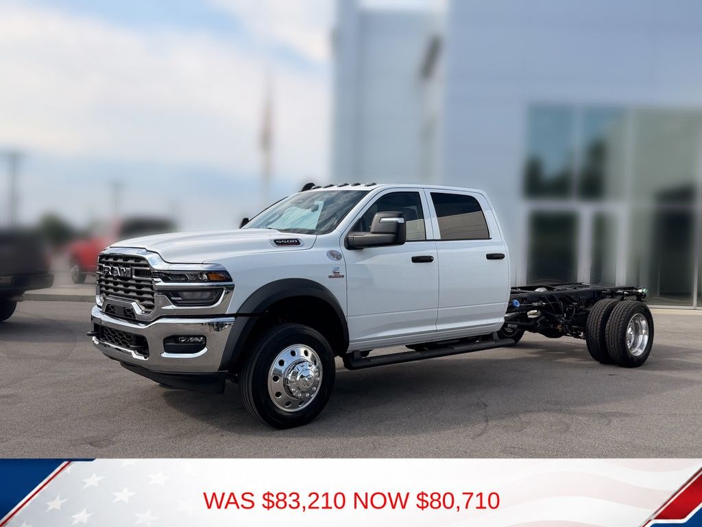 New 2026 Ram 5500 Chassis Cab TRADESMAN CREW 4X4 84' CA Pickup