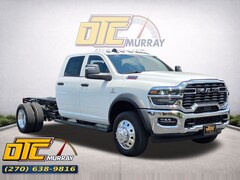 2026 Ram 5500 Chassis Cab TRADESMAN  CREW  4X4 60' CA Pickup