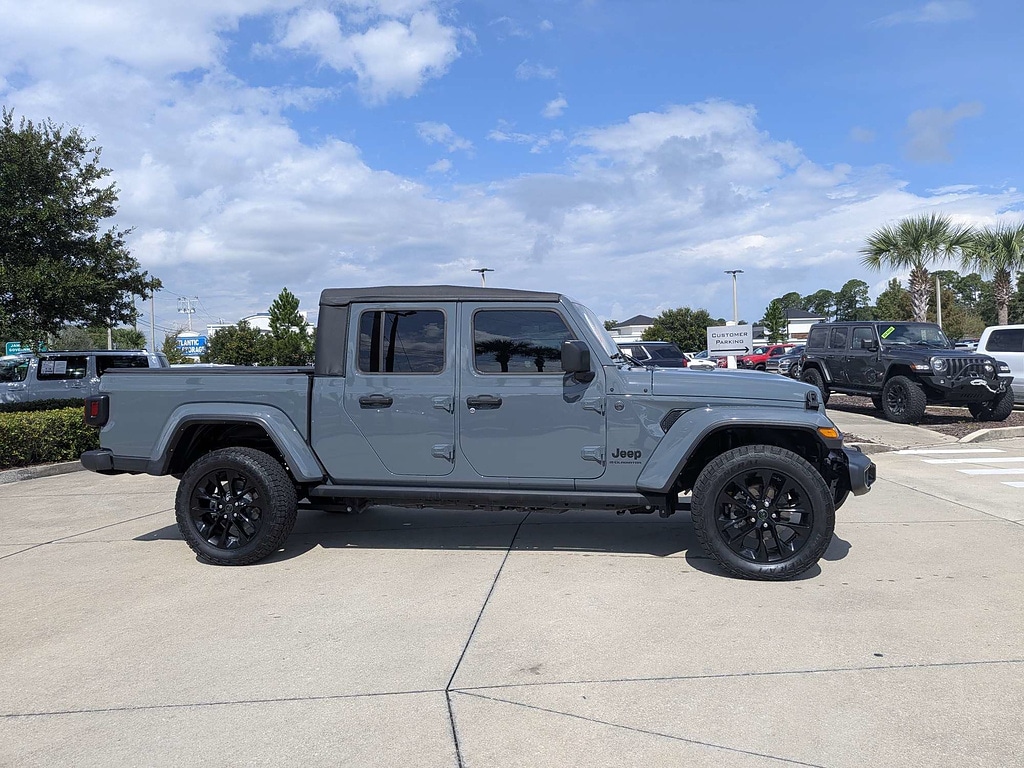 Certified 2025 Jeep Gladiator Nighthawk