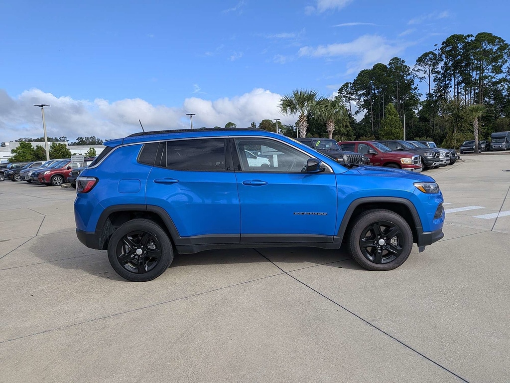 Used 2024 Jeep Compass Latitude