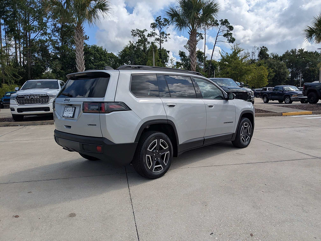 New 2026 Jeep Cherokee Laredo Sport Utility