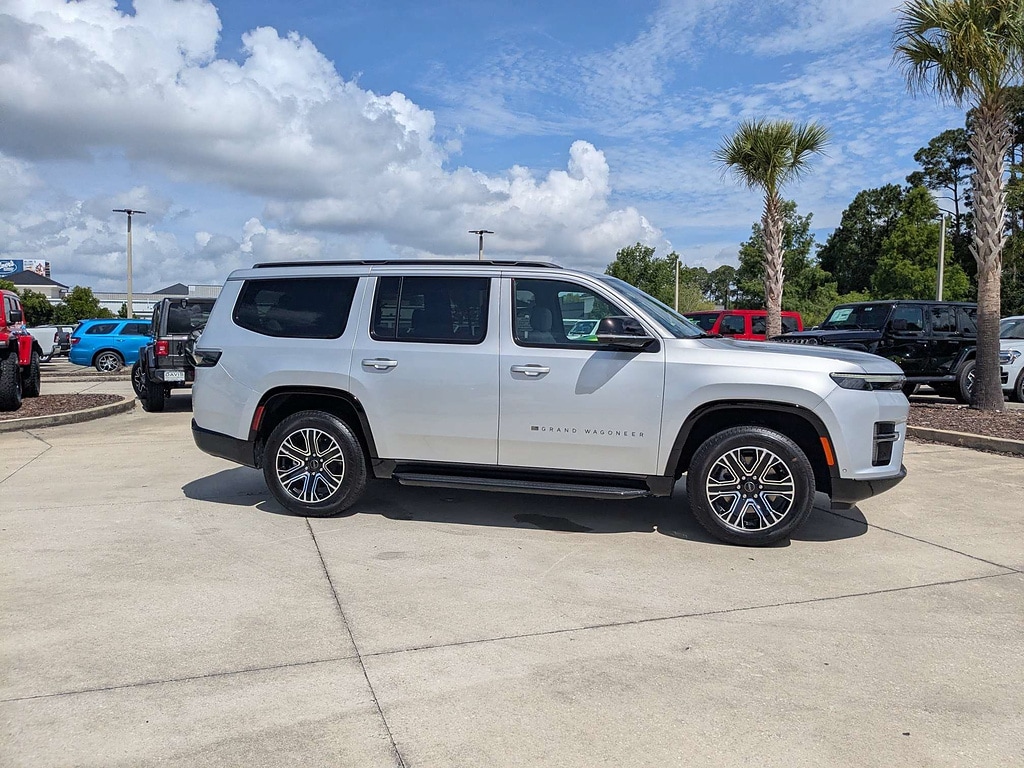 New 2026 Jeep Grand Wagoneer 4x4 Sport Utility
