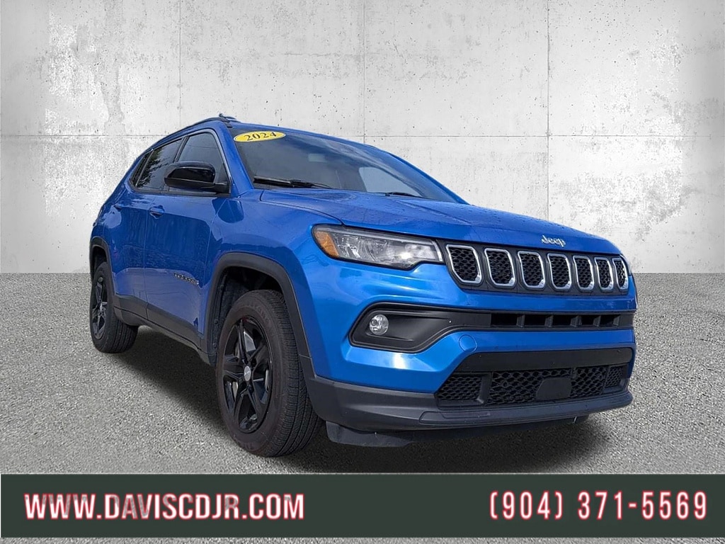 Used 2024 Jeep Compass Latitude