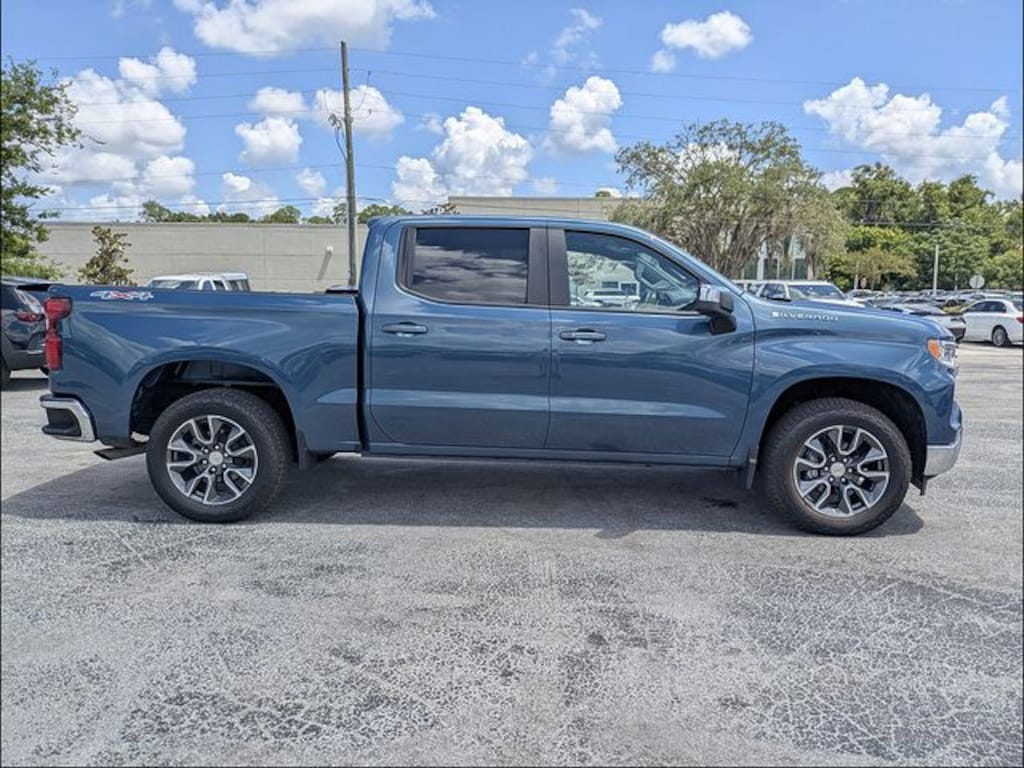 Used 2024 Chevrolet Silverado 1500 LT Truck Crew Cab