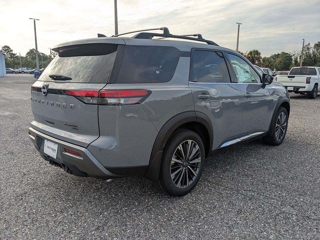 New 2026 Nissan Pathfinder Platinum
