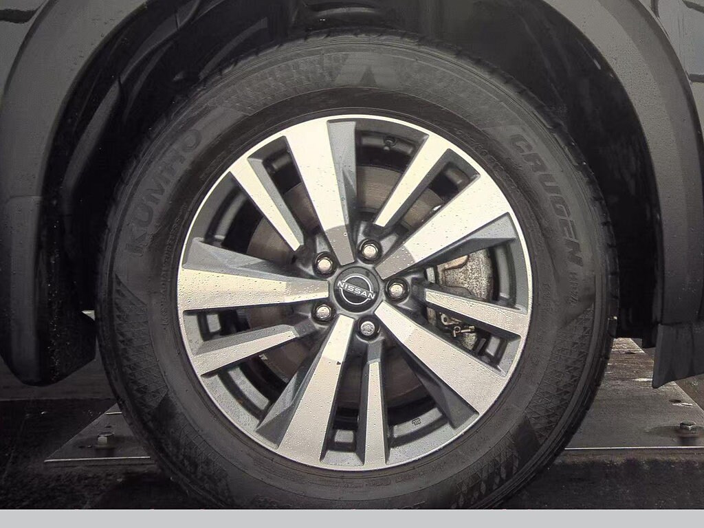 Used 2024 Nissan Pathfinder SL