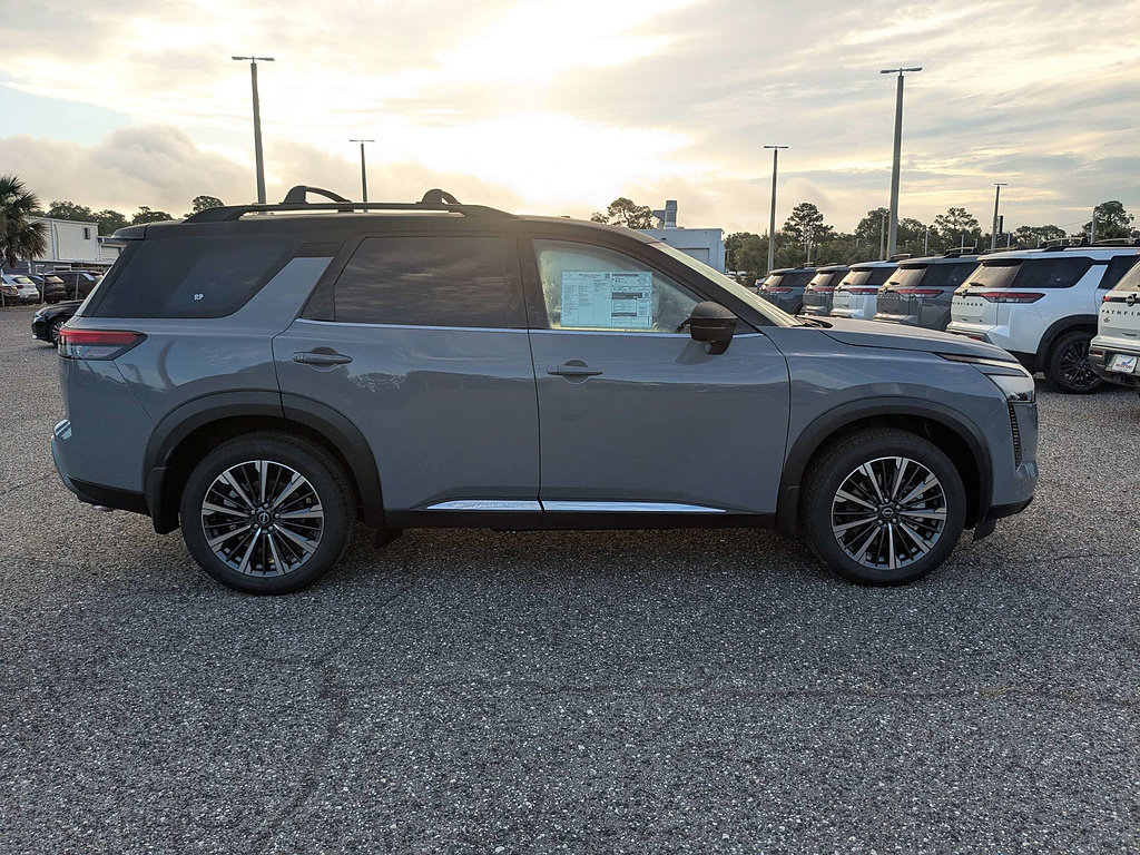 New 2026 Nissan Pathfinder Platinum
