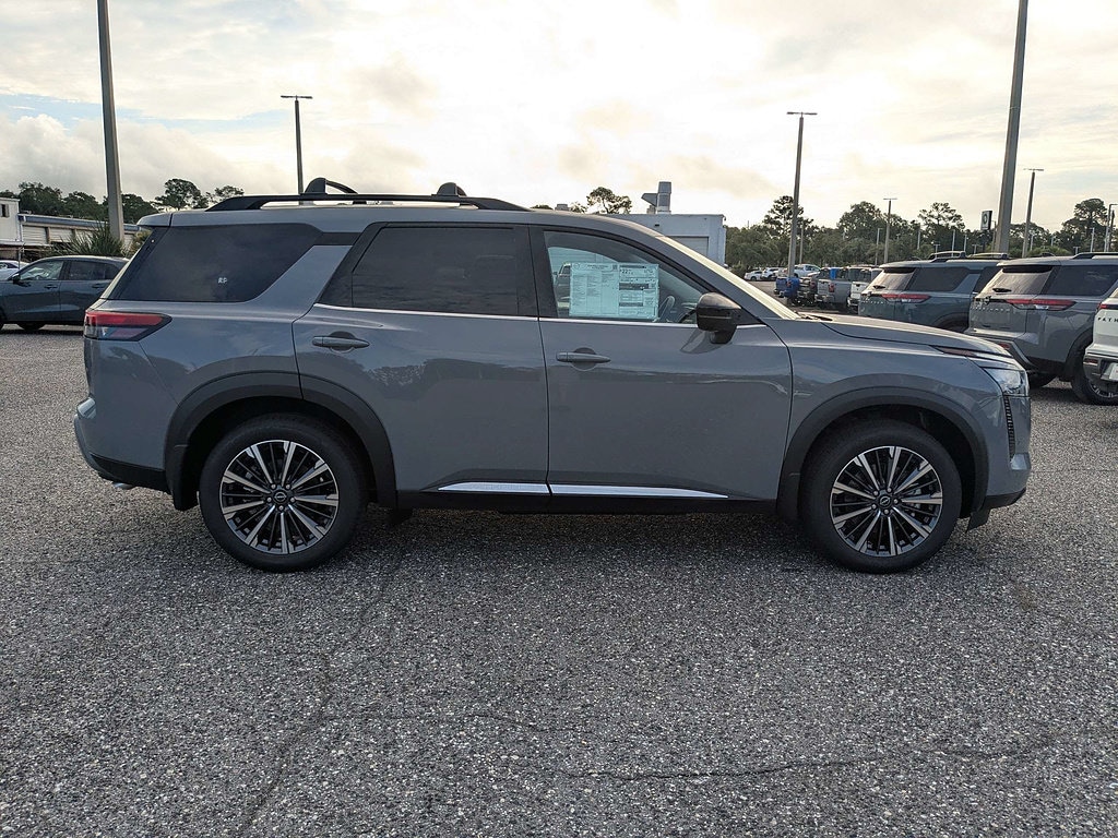 New 2026 Nissan Pathfinder Platinum