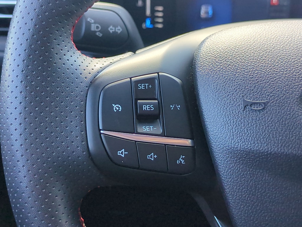 2024 Ford Escape ST-Line - Photo 17