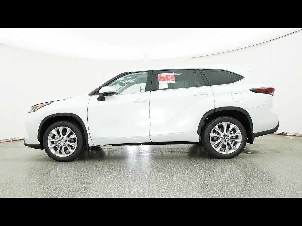 New 2026 Toyota Highlander Limited SUV