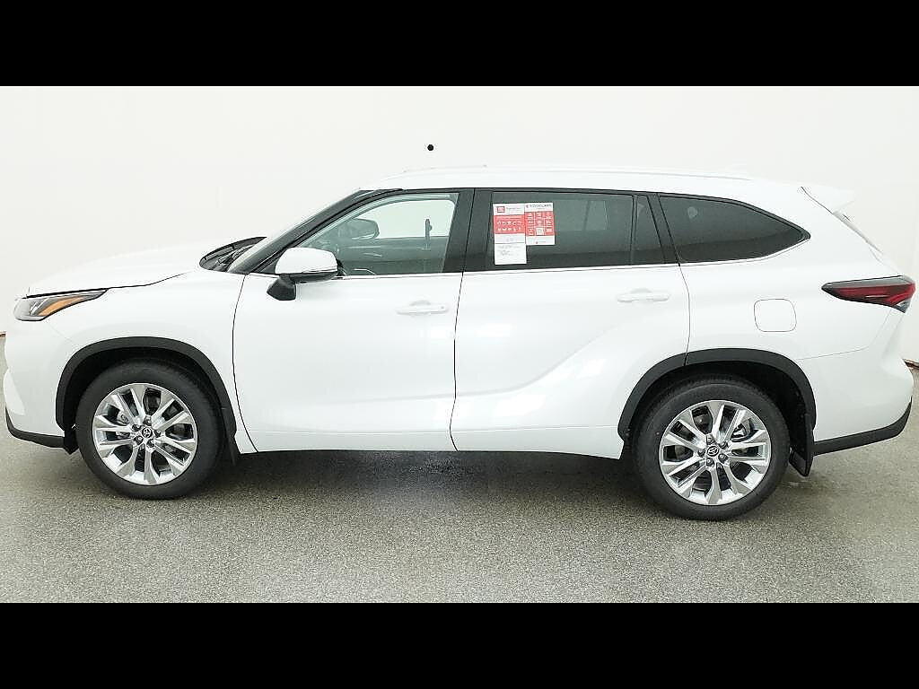 New 2026 Toyota Highlander Limited SUV