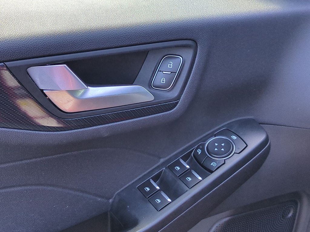 2024 Ford Escape ST-Line - Photo 13