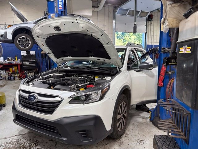 2021 Subaru Outback  AWD photo