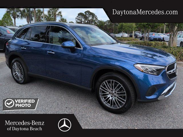 2026 Mercedes-Benz GLC