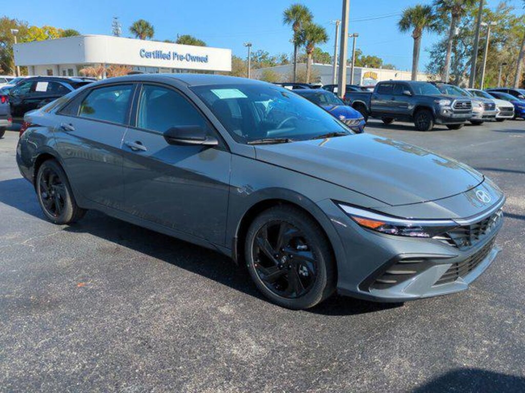 New 2026 Hyundai Elantra SEL Sport Sedan