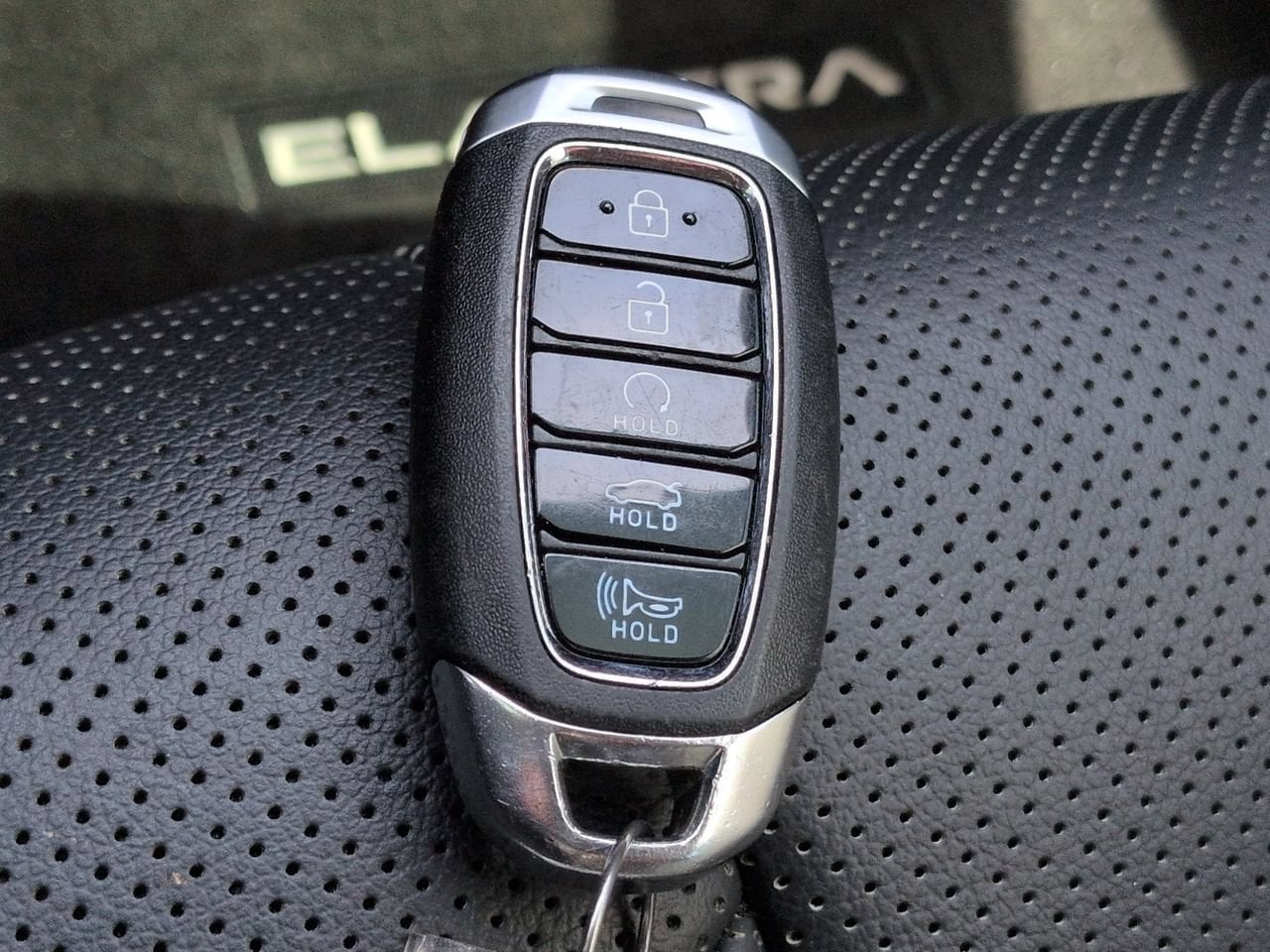 2021 Hyundai Elantra Limited - Photo 29