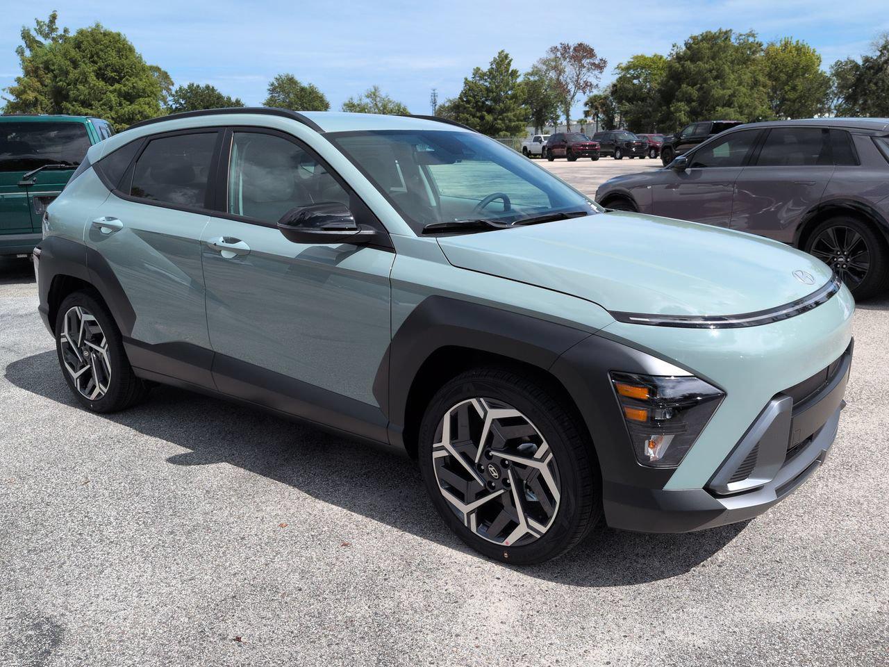 New 2027 Hyundai Kona SEL Premium FWD SUV