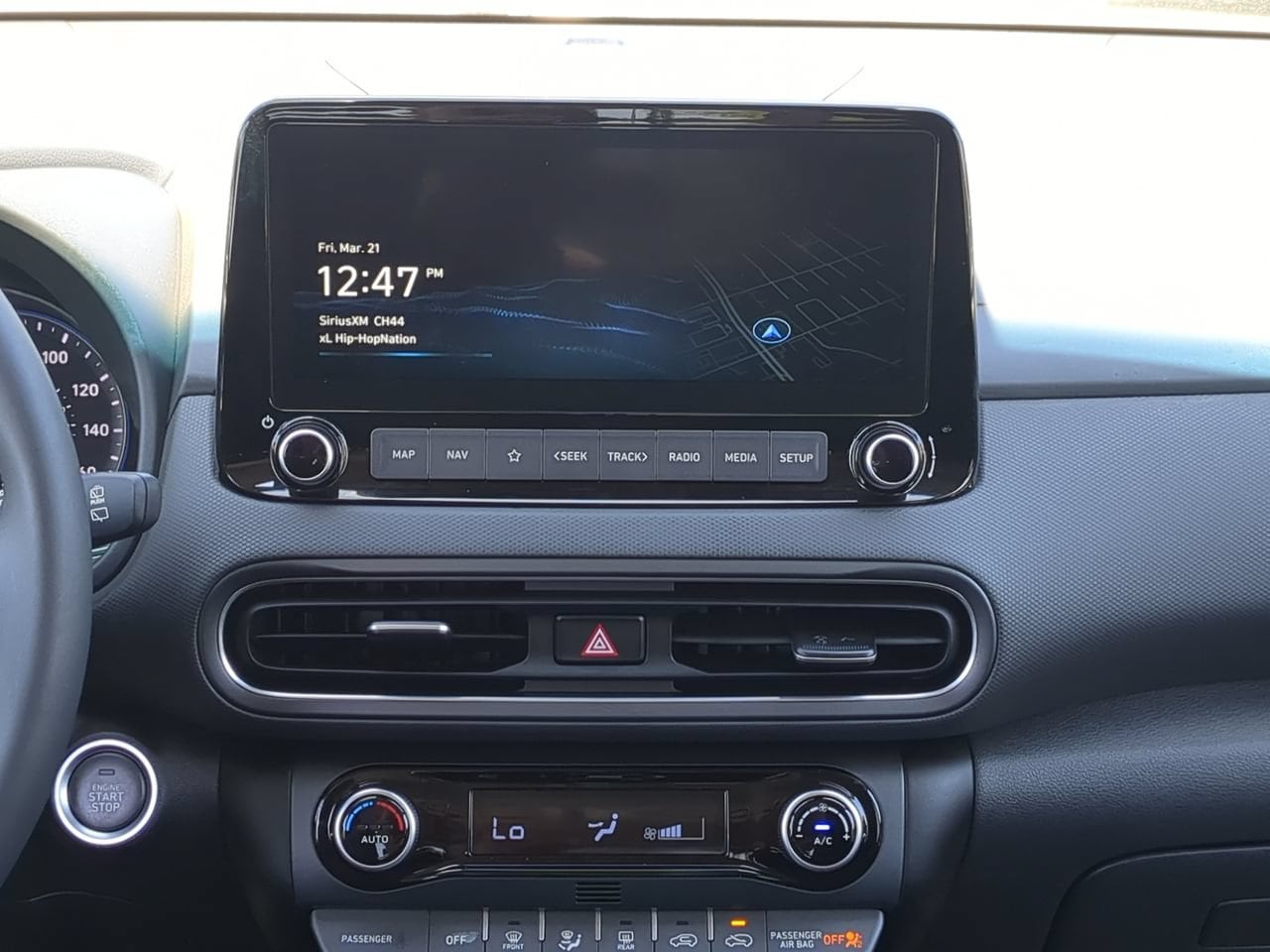 2023 Hyundai Kona SEL - Photo 17