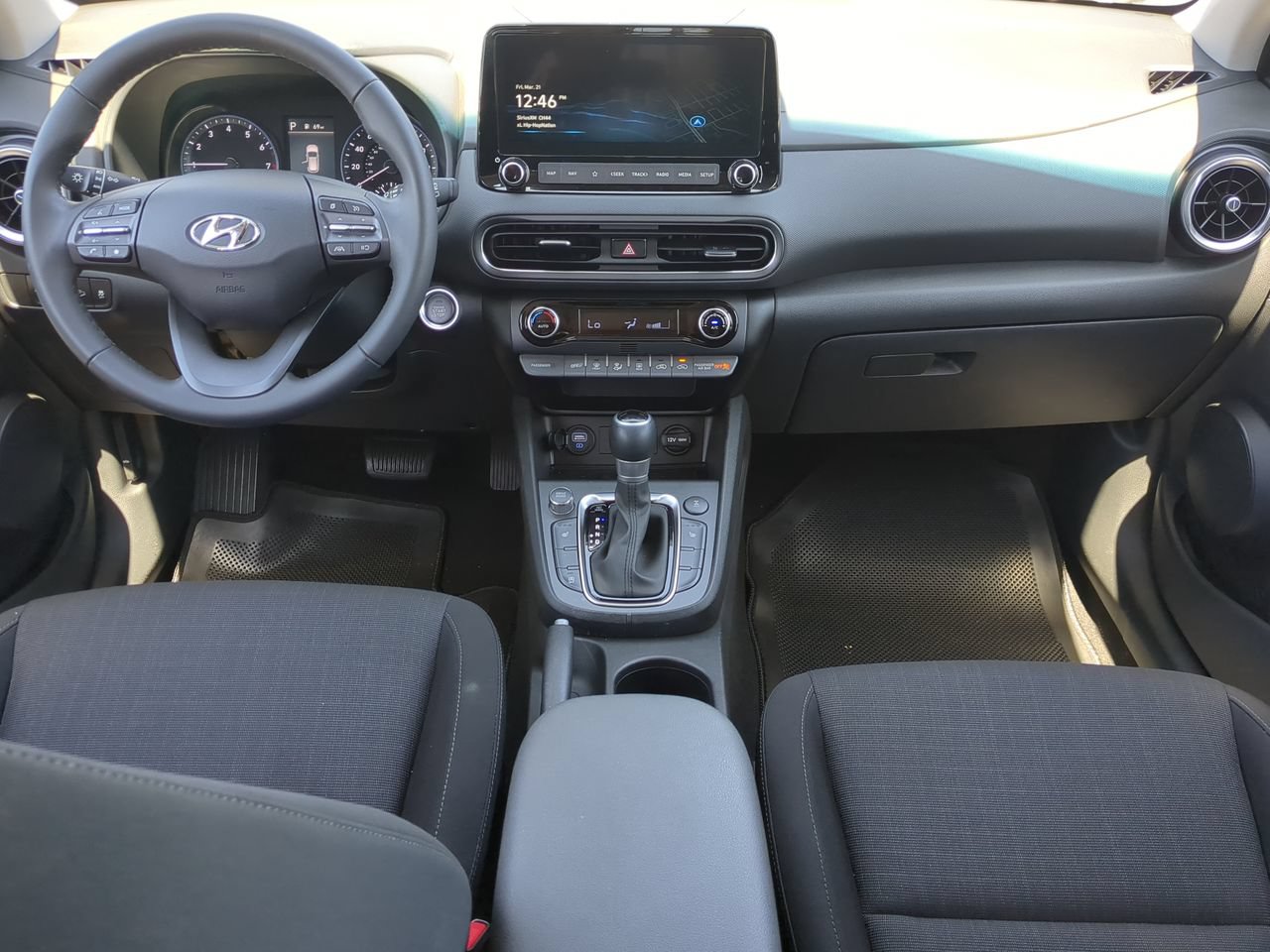2023 Hyundai Kona SEL - Photo 14