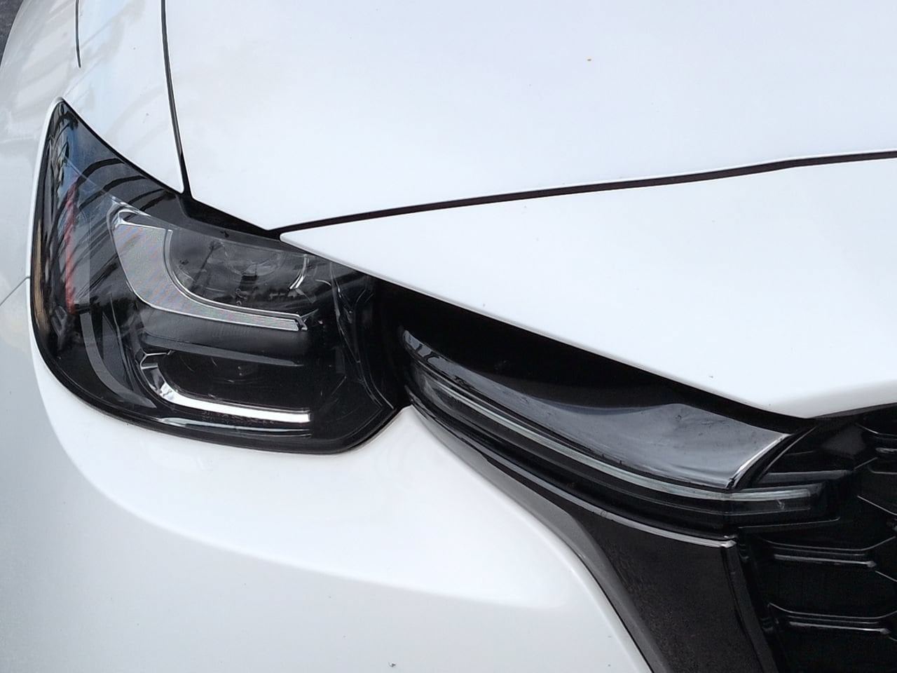 2025 Mazda CX-70 Premium Package - Photo 10
