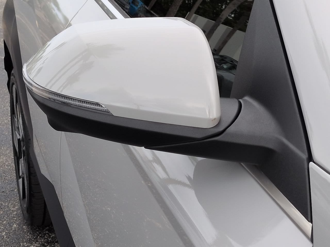 2024 Hyundai Kona Limited - Photo 12