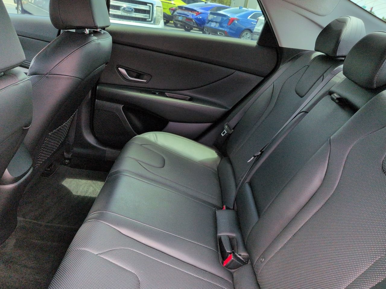 2021 Hyundai Elantra Limited - Photo 13
