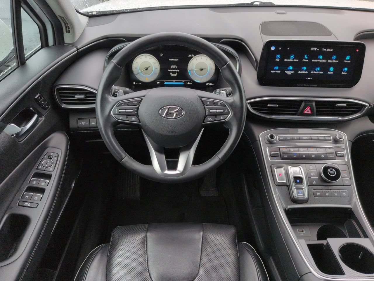 2022 Hyundai Santa Fe Limited - Photo 16