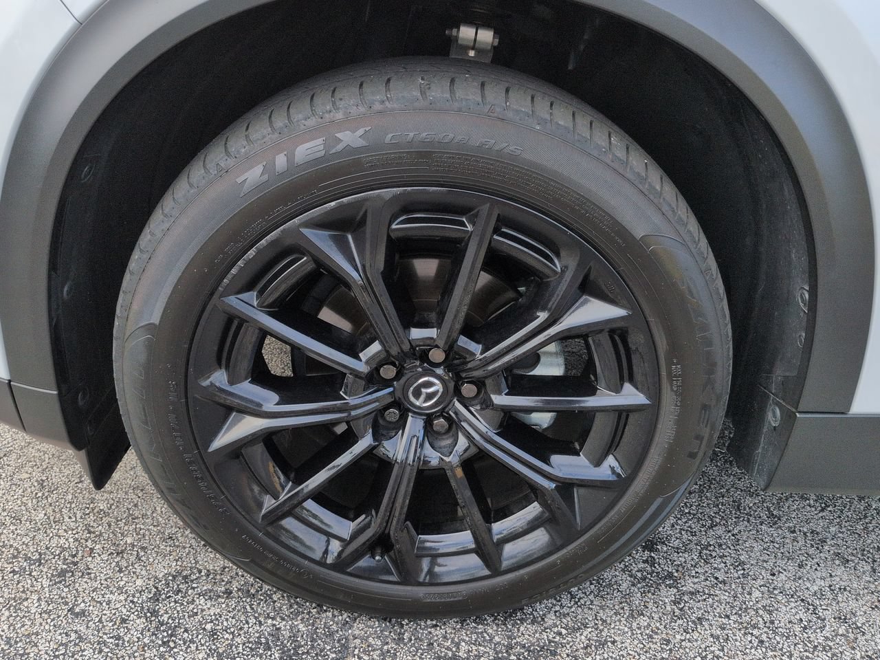 2025 Mazda CX-70 Premium Package - Photo 11