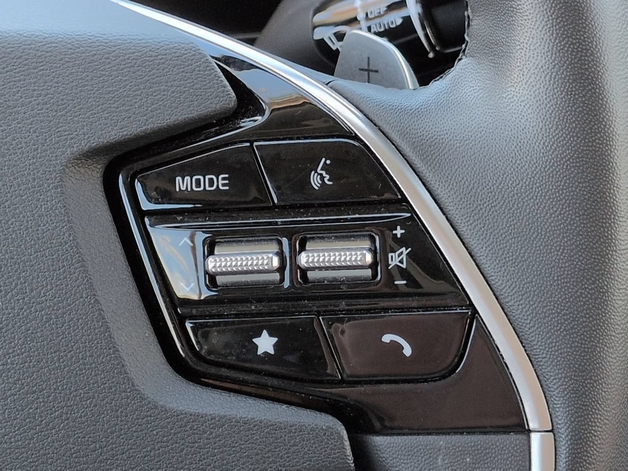 2023 Kia Niro SX Touring - Photo 26