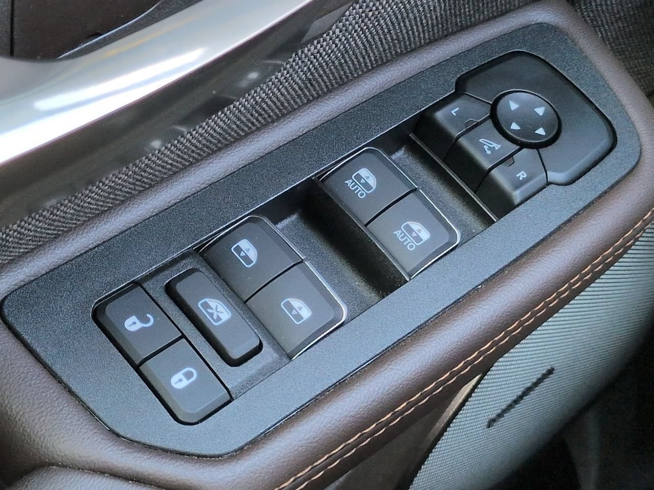 2025 RAM Ram 1500 Pickup Limited Longhorn - Photo 25