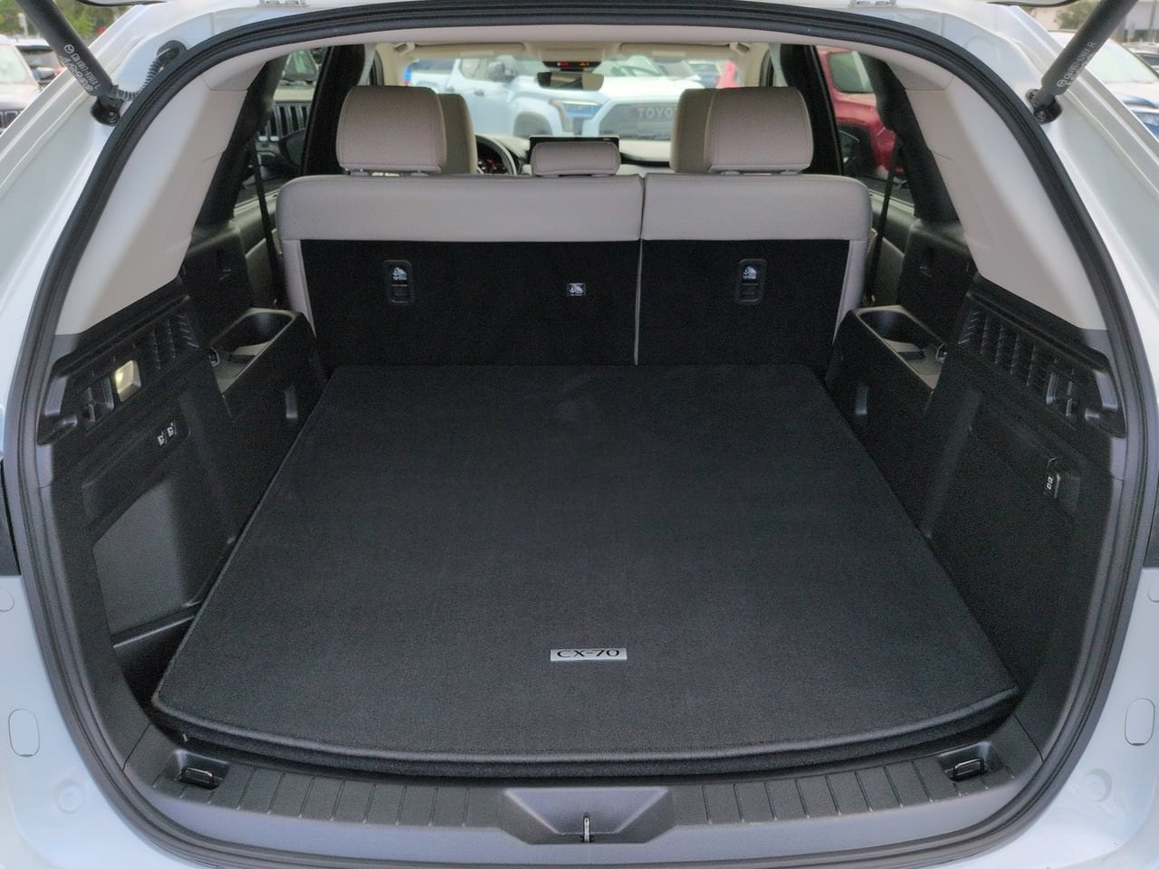 2025 Mazda CX-70 Premium Package - Photo 13
