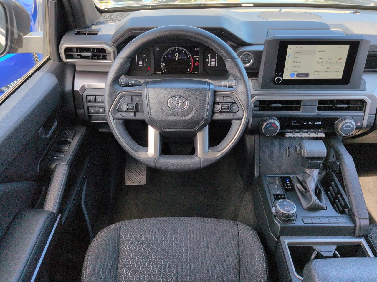 2026 Toyota 4Runner SR5 - Photo 16