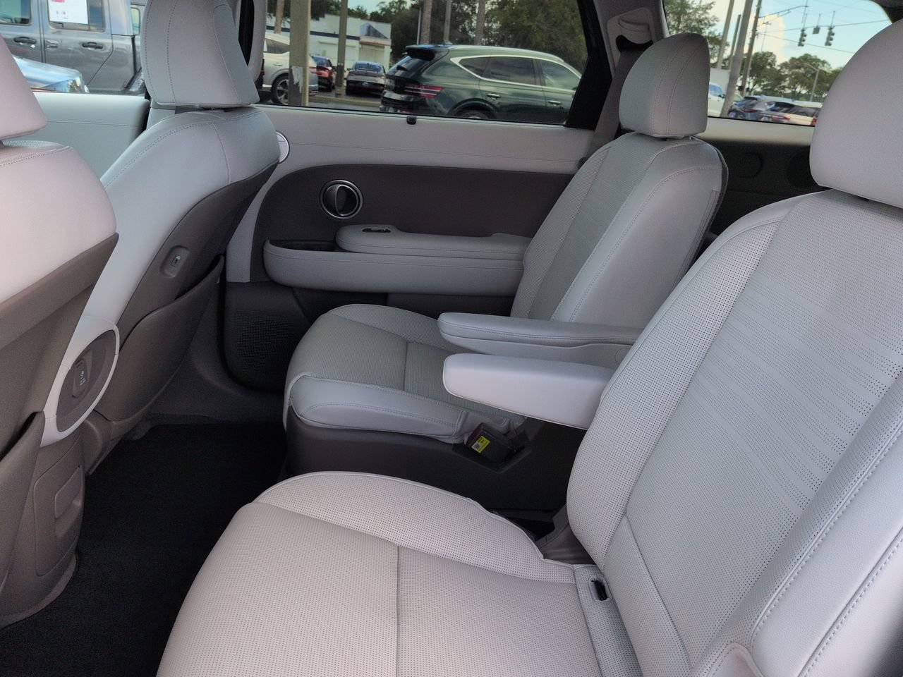 2026 Hyundai Palisade Limited - Photo 14