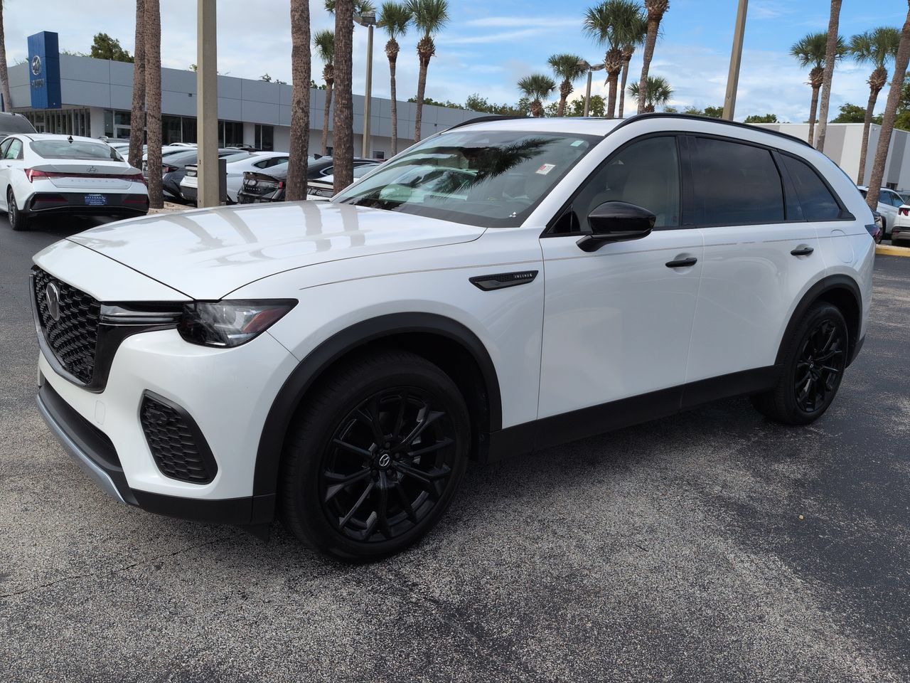 2025 Mazda CX-70 Premium Package - Photo 8