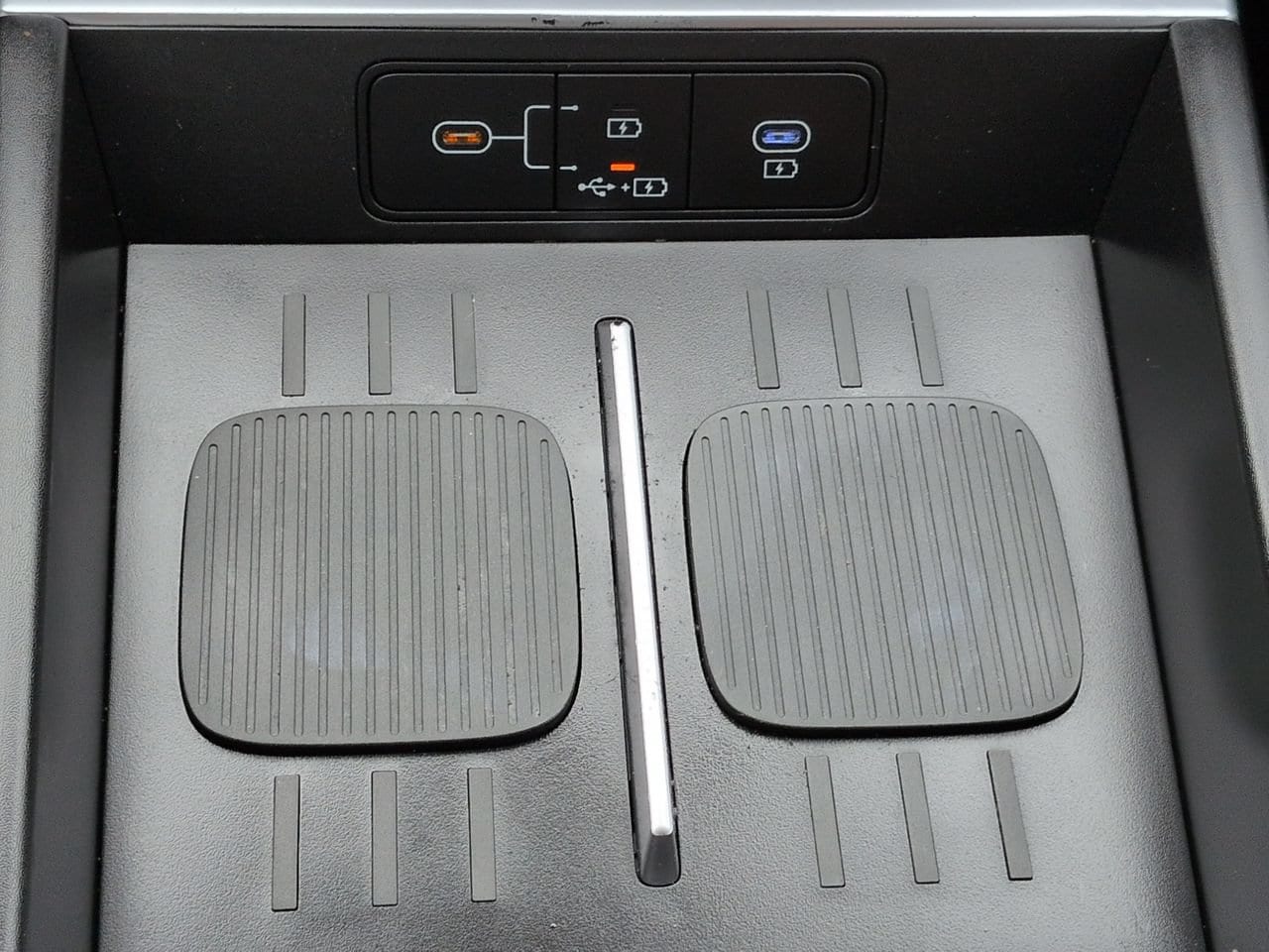 2025 Hyundai Santa Fe SE - Photo 20