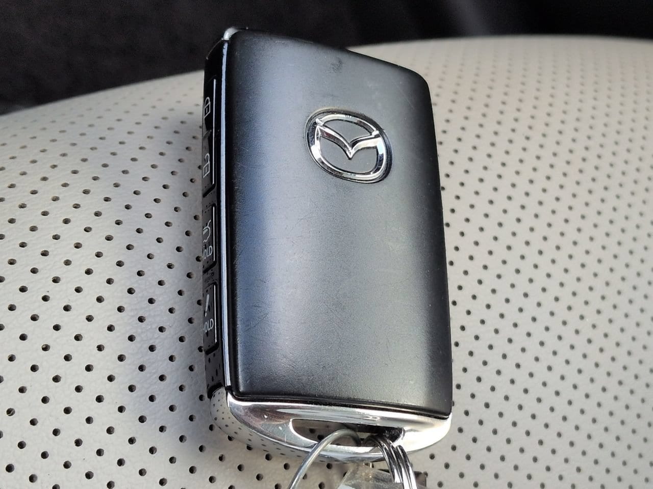 2025 Mazda CX-70 Premium Package - Photo 30