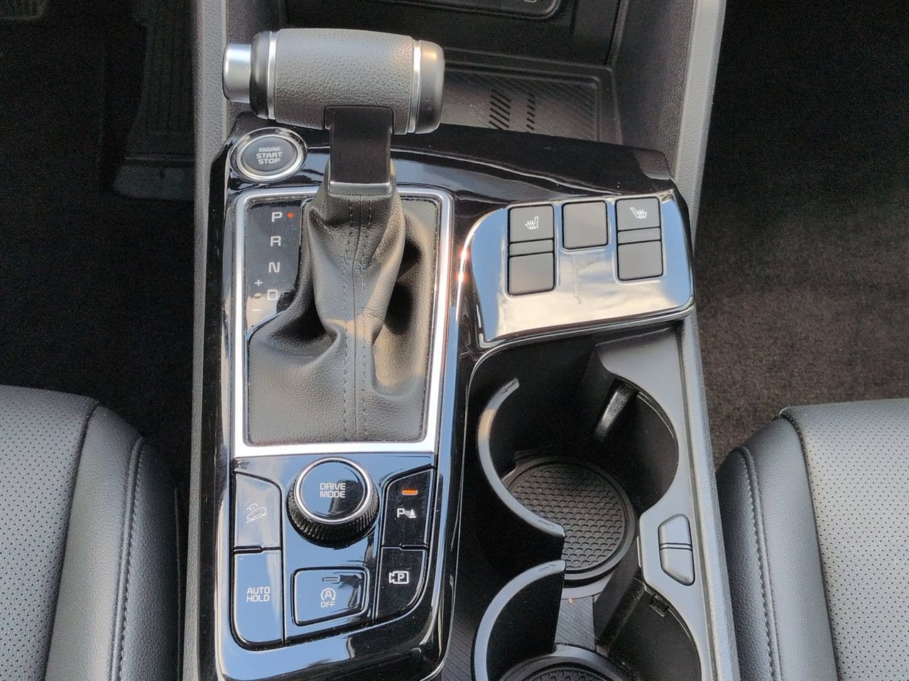 2023 Kia Sportage EX - Photo 19