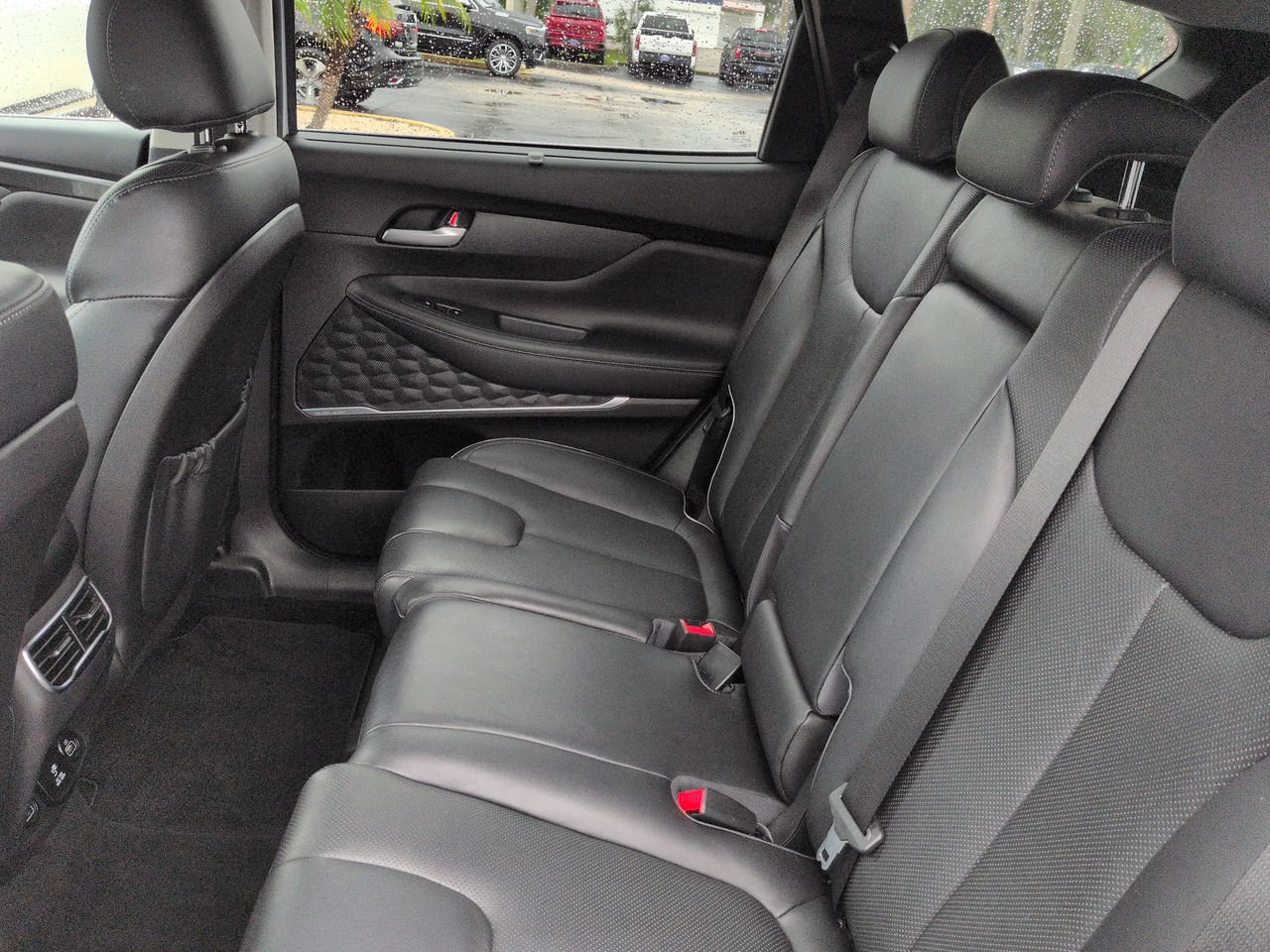 2022 Hyundai Santa Fe Limited - Photo 14