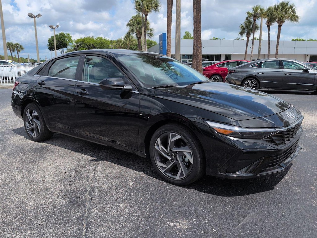 New 2026 Hyundai Elantra Limited Sedan