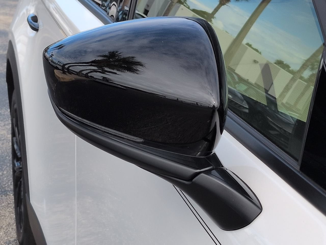 2025 Mazda CX-70 Premium Package - Photo 12