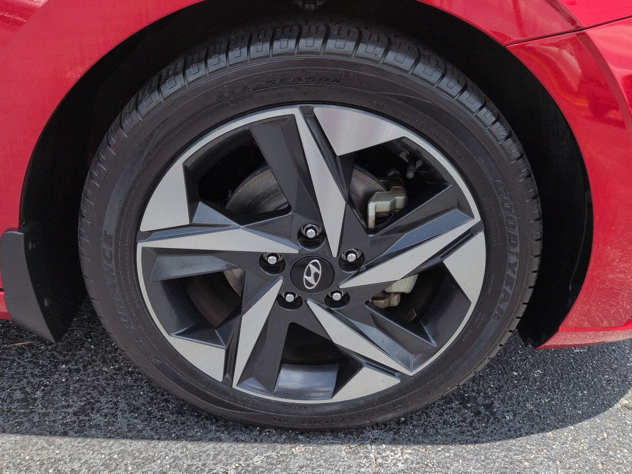 2021 Hyundai Elantra Limited - Photo 11