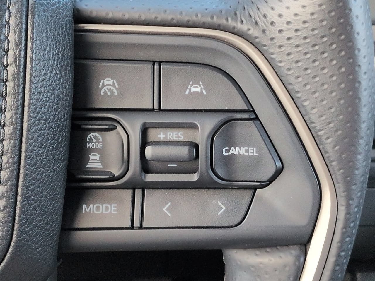 2026 Toyota 4Runner SR5 - Photo 24