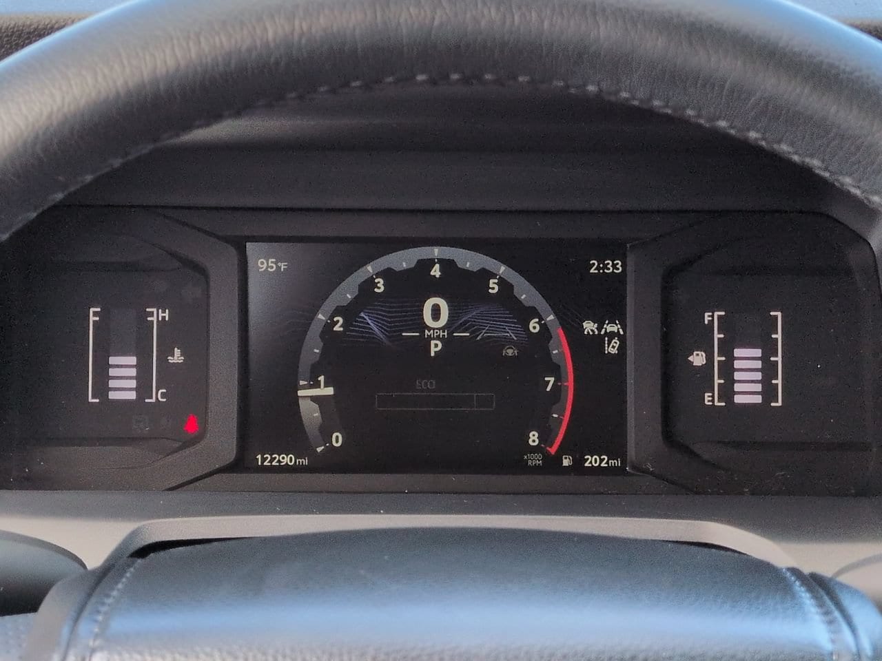 2026 Toyota 4Runner SR5 - Photo 25