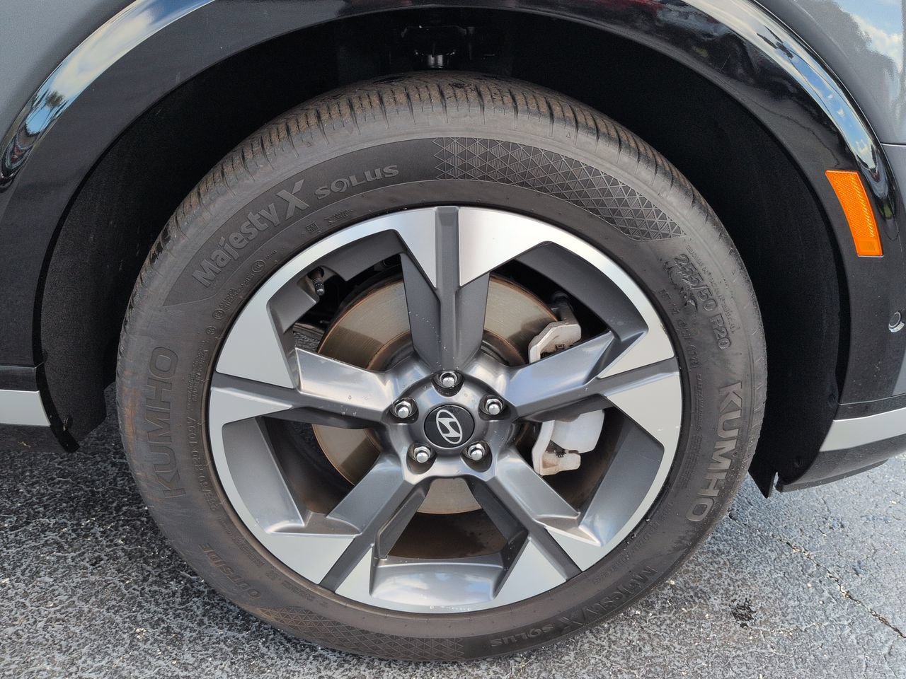 2026 Hyundai Palisade Limited - Photo 11
