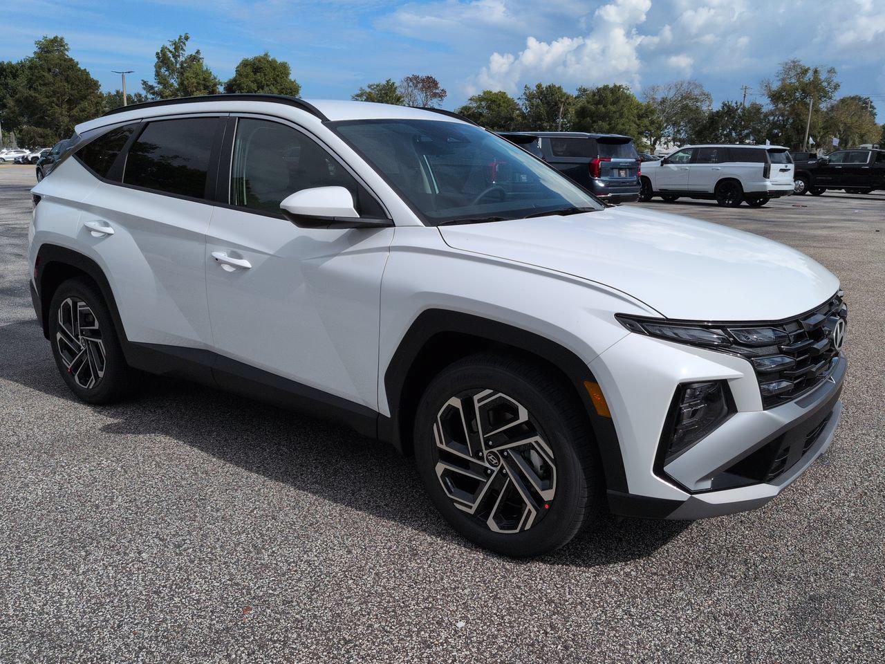 New 2026 Hyundai Tucson SEL Plus FWD SUV