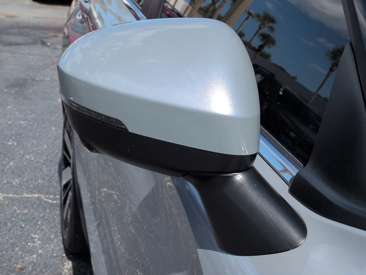 2025 Mitsubishi Outlander SE - Photo 12