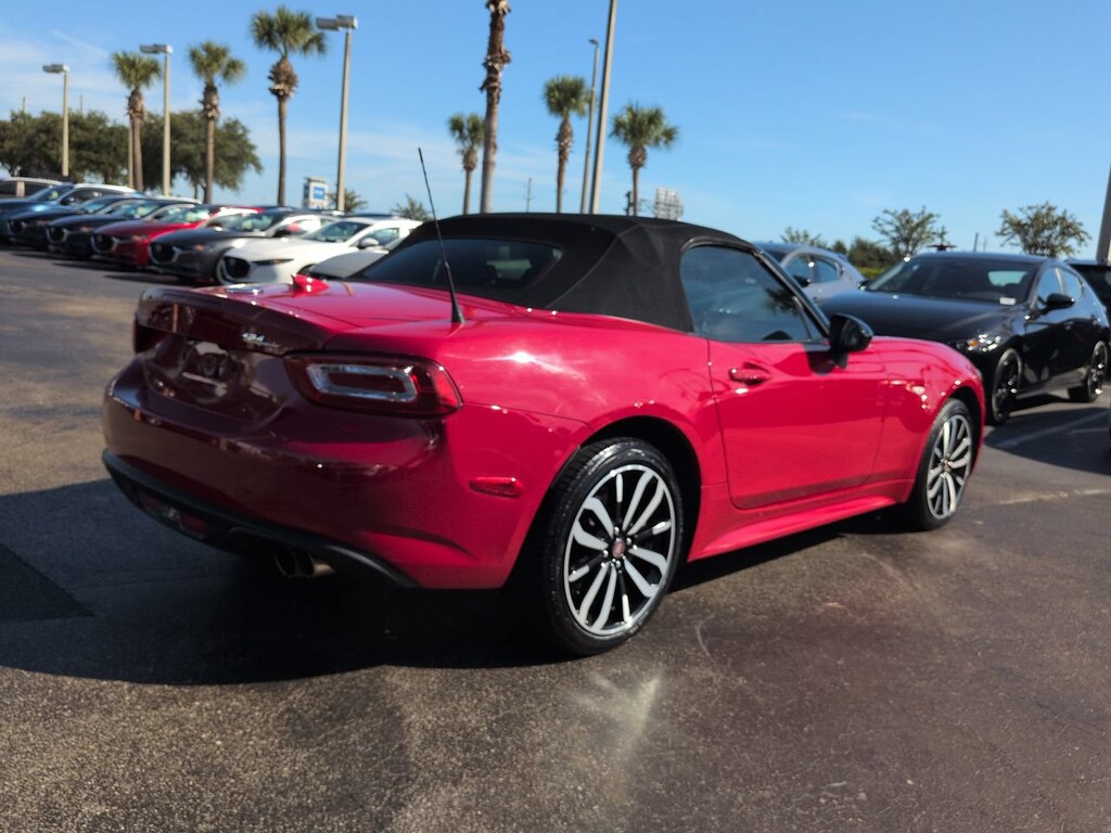 Used 2019 FIAT 124 Spider Classica Convertible